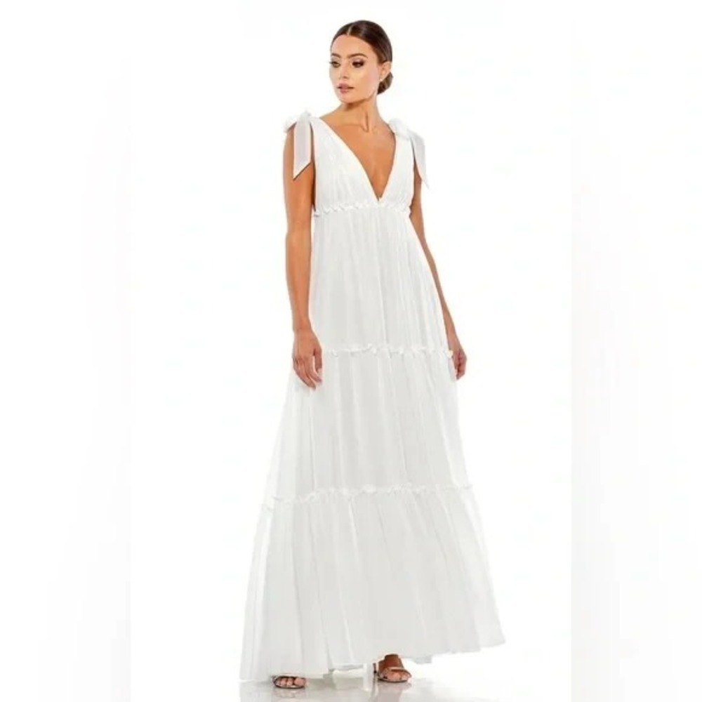 NWT Mac Duggal 70188 Tiered V Neck Plunging Maxi Dress White Size 6